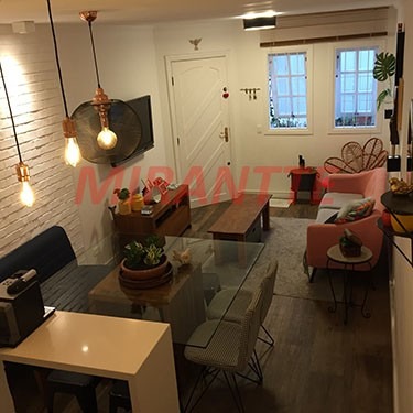 Cond. fechado de 85m² com 3 quartos em Imirim