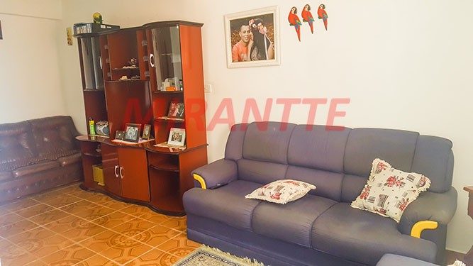 Sobrado de 200m² com 5 quartos em Jardim Virginia Bianca