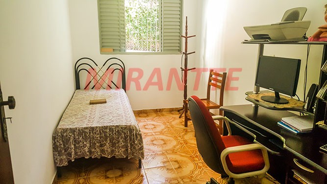 Sobrado de 200m² com 5 quartos em Jardim Virginia Bianca