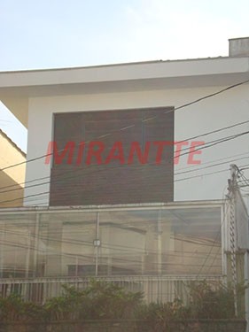 Comercial de 250m² com 3 quartos em Água Fria