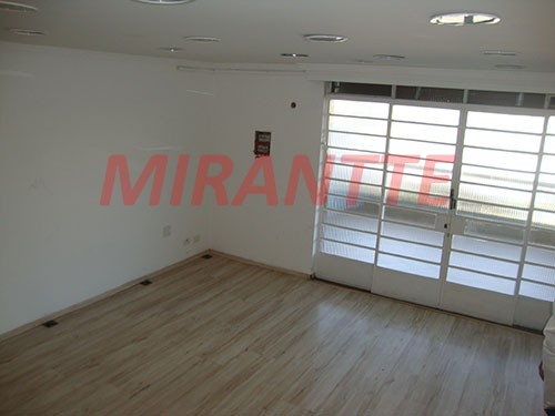 Comercial de 250m² com 3 quartos em Água Fria