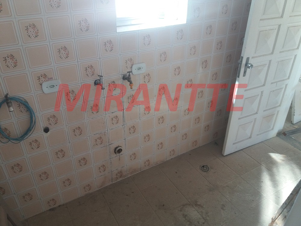 Casa terrea de 450m² com 2 quartos em Parada Inglesa