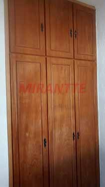 Sobrado de 280m² com 3 quartos em CENTRO