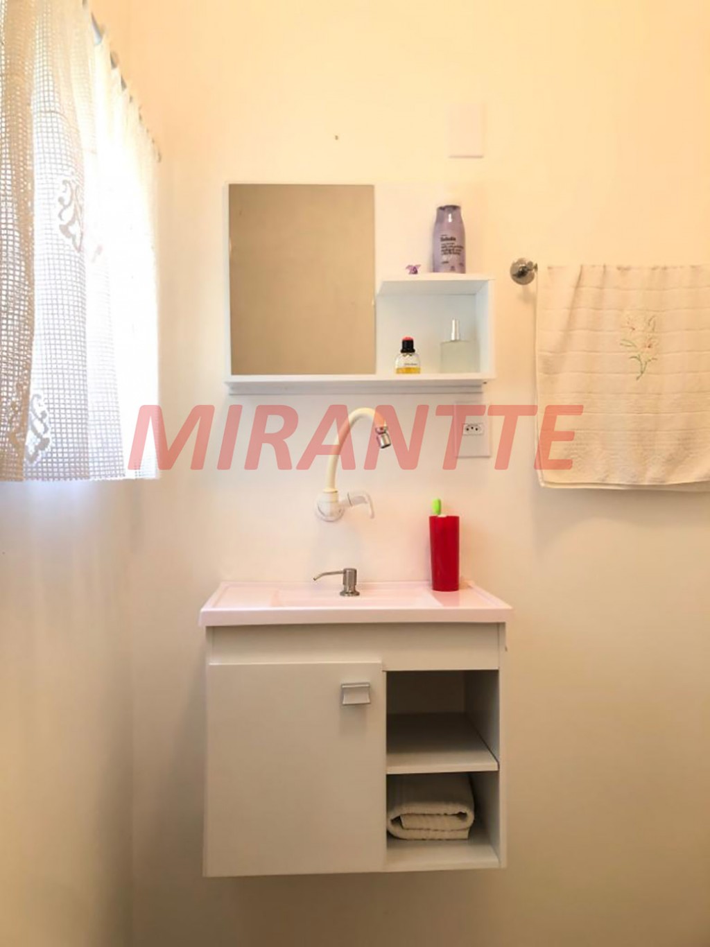 Sobrado de 135m² com 2 quartos em Serra Da Cantareira