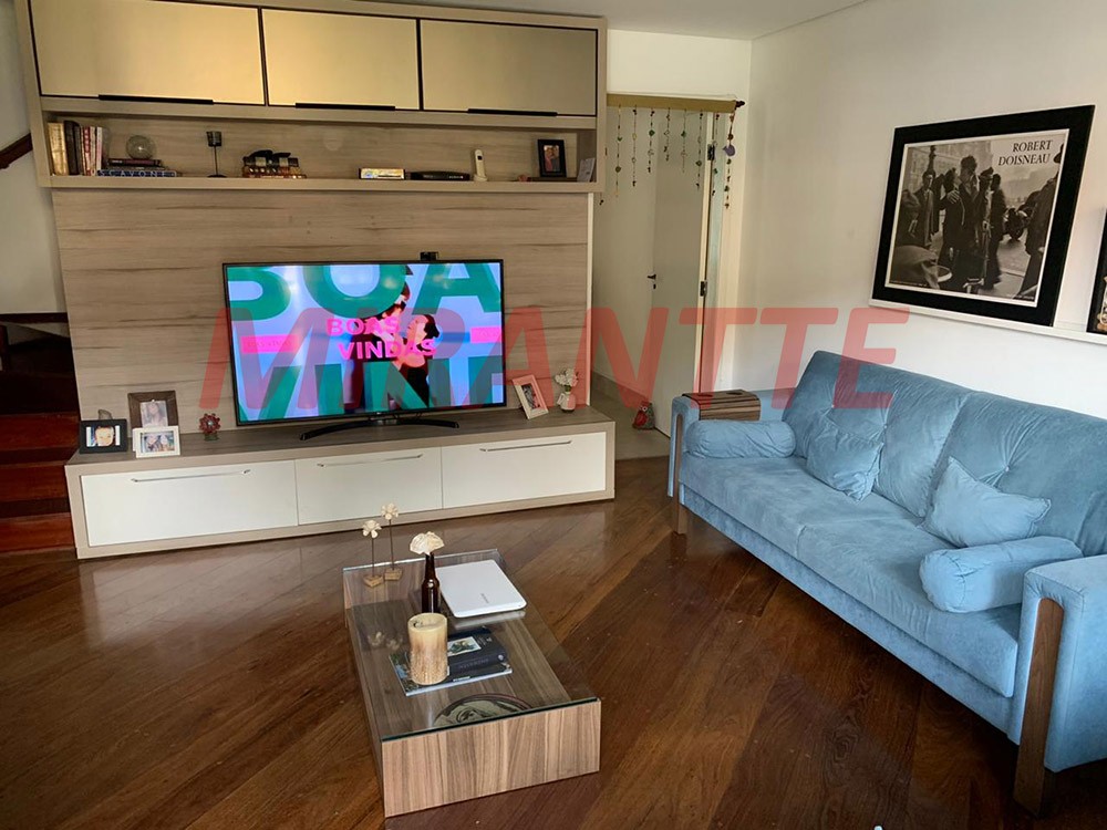 Cond. fechado de 110m² com 3 quartos em Horto Florestal