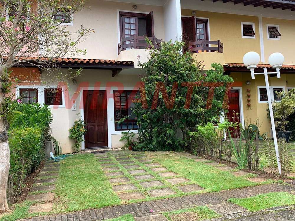 Cond. fechado de 110m² com 3 quartos em Horto Florestal