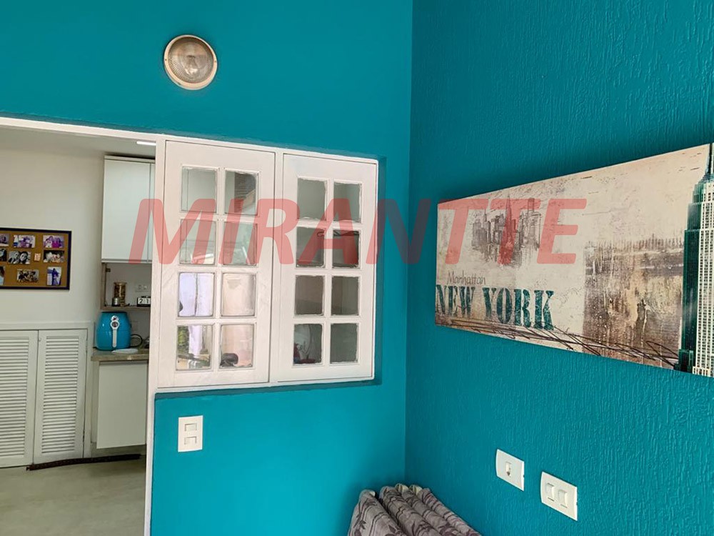 Cond. fechado de 110m² com 3 quartos em Horto Florestal