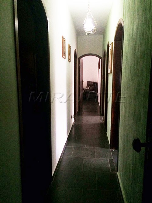 Casa terrea de 429m² com 5 quartos em Centro