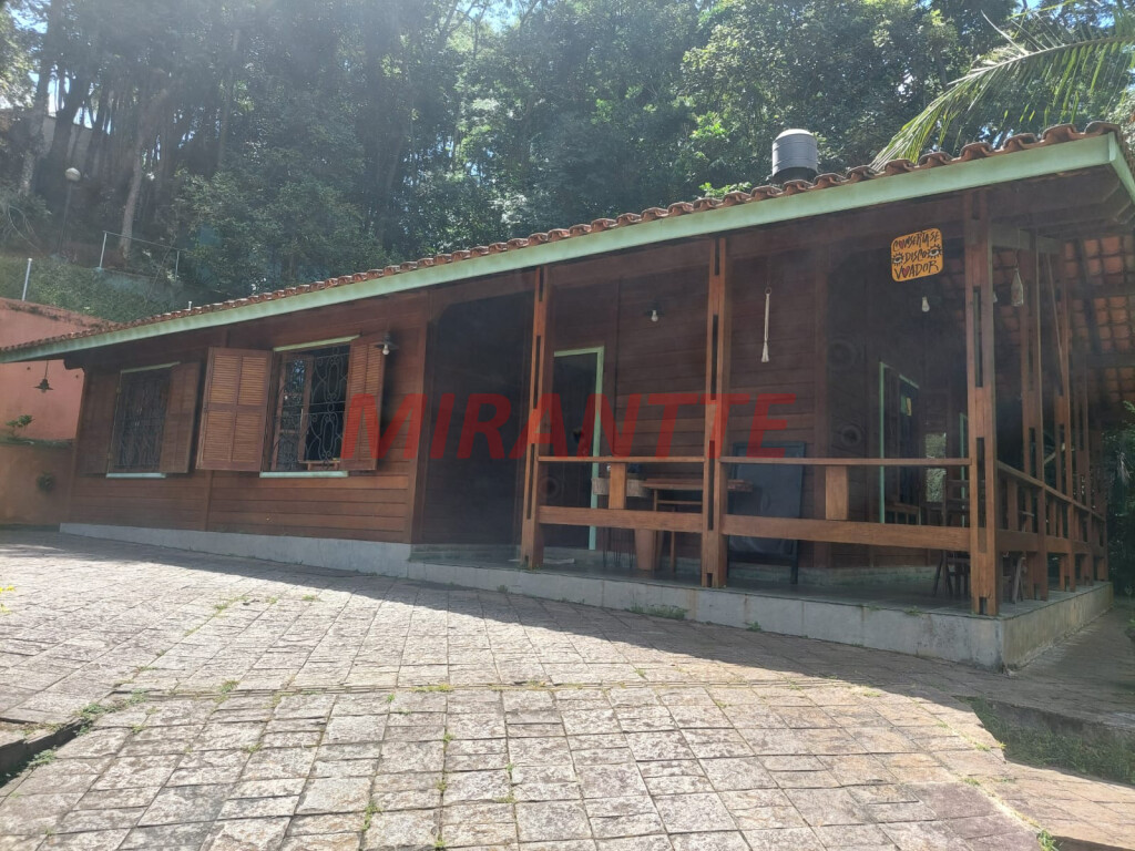 Casa terrea de 126m² com 2 quartos em Serra Da Cantareira