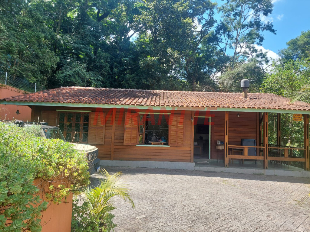 Casa terrea de 126m² com 2 quartos em Serra Da Cantareira