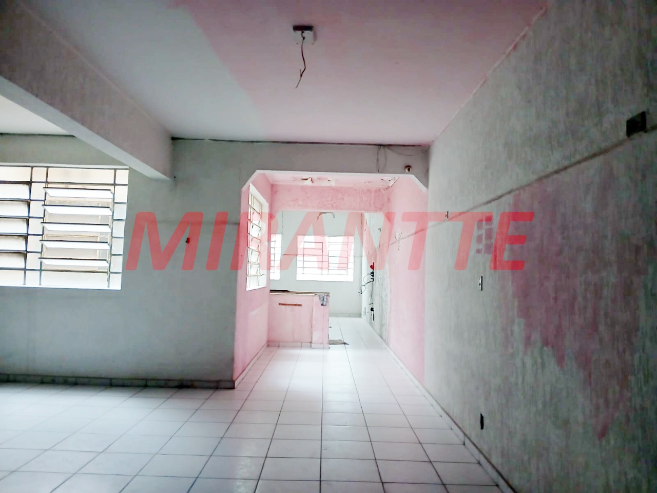 Comercial de 715m² em Santa Cecilia