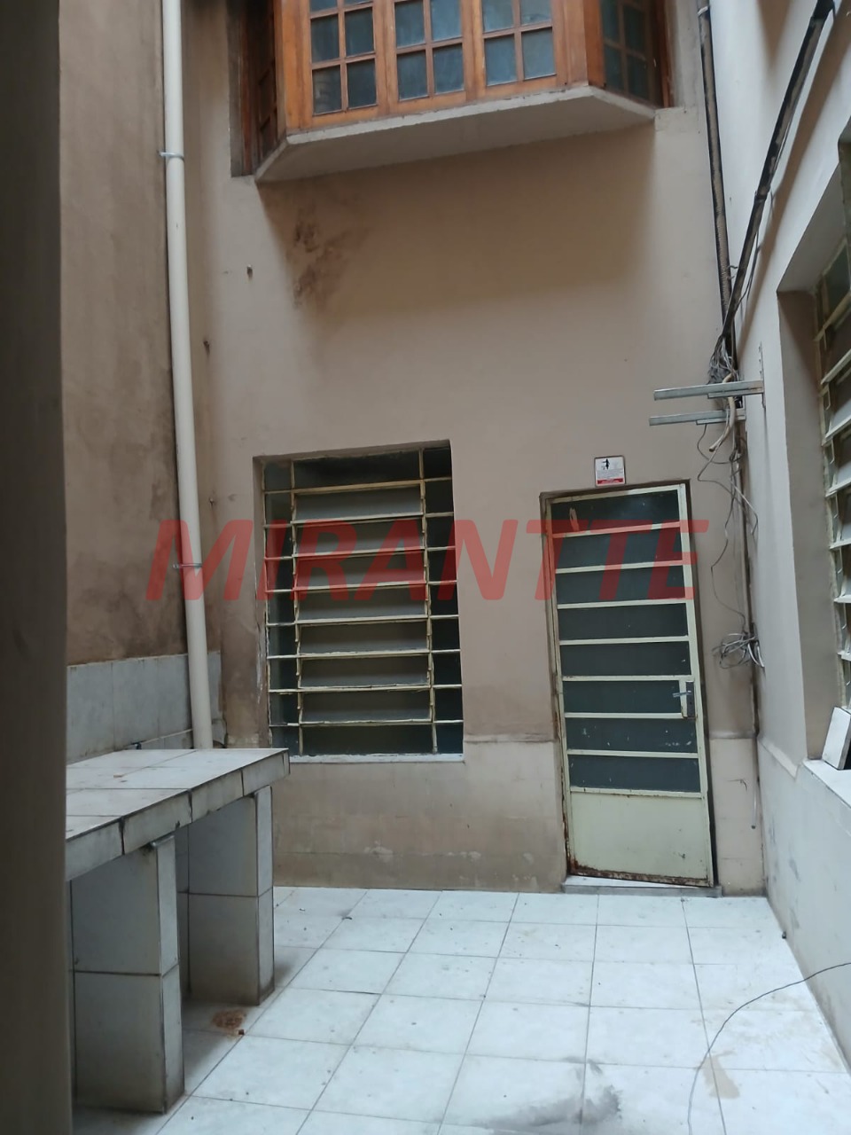 Comercial de 715m² em Santa Cecilia