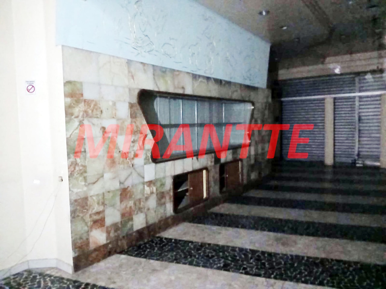 Comercial de 715m² em Santa Cecilia
