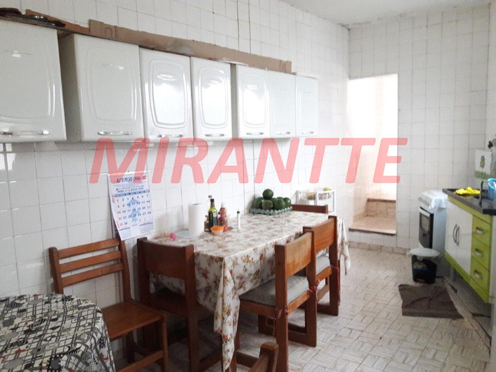 Casa terrea de 238m² com 3 quartos em Santa Terezinha