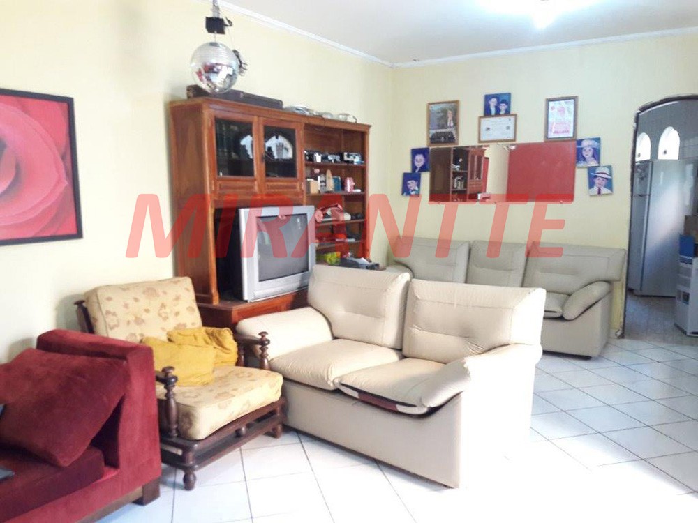 Casa terrea de 238m² com 3 quartos em Santa Terezinha