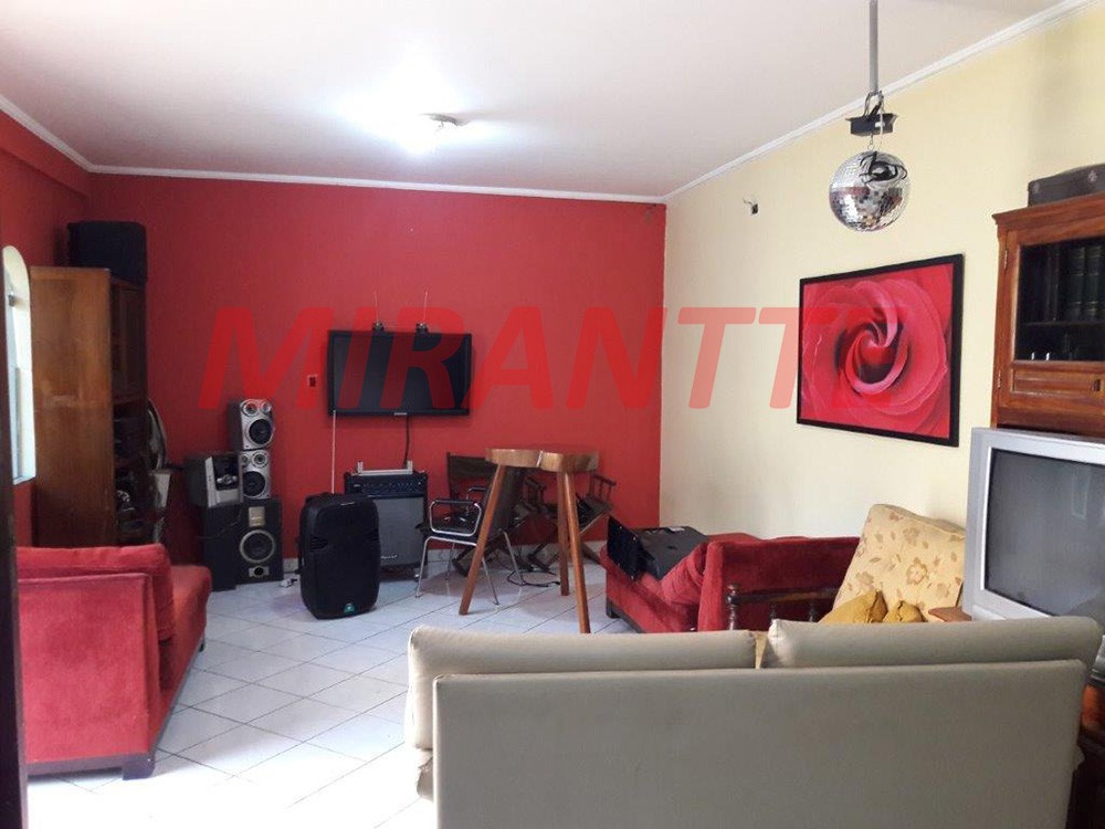 Casa terrea de 238m² com 3 quartos em Santa Terezinha
