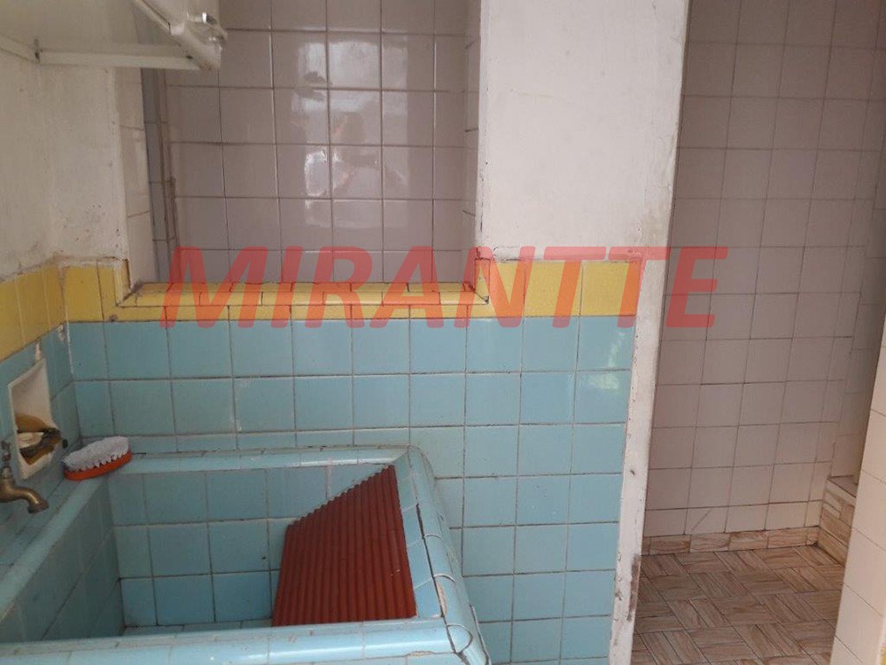 Casa terrea de 238m² com 3 quartos em Santa Terezinha