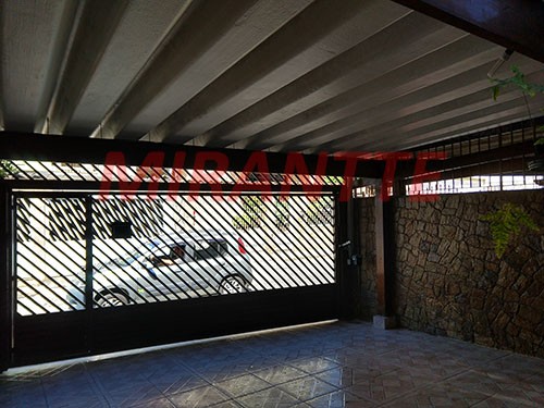Sobrado de 128m² com 3 quartos em Vila Mazzei