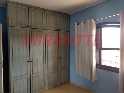 Sobrado de 128m² com 3 quartos em Vila Mazzei
