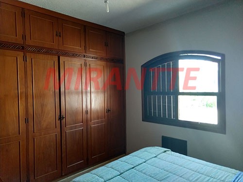 Sobrado de 128m² com 3 quartos em Vila Mazzei