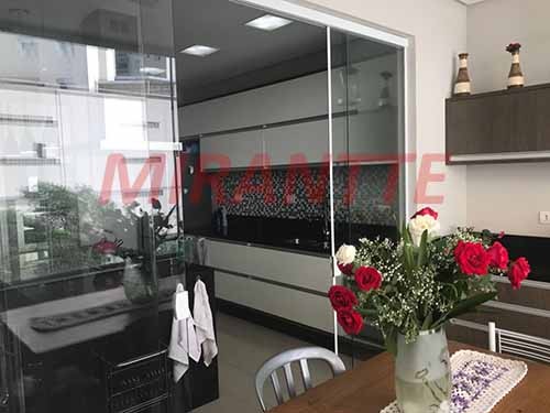 Sobrado de 360m² com 4 quartos em Santa Teresinha