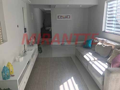 Sobrado de 360m² com 4 quartos em Santa Teresinha