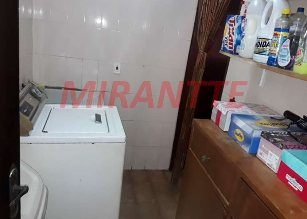 Sobrado com 3 quartos em Vila Palmeiras