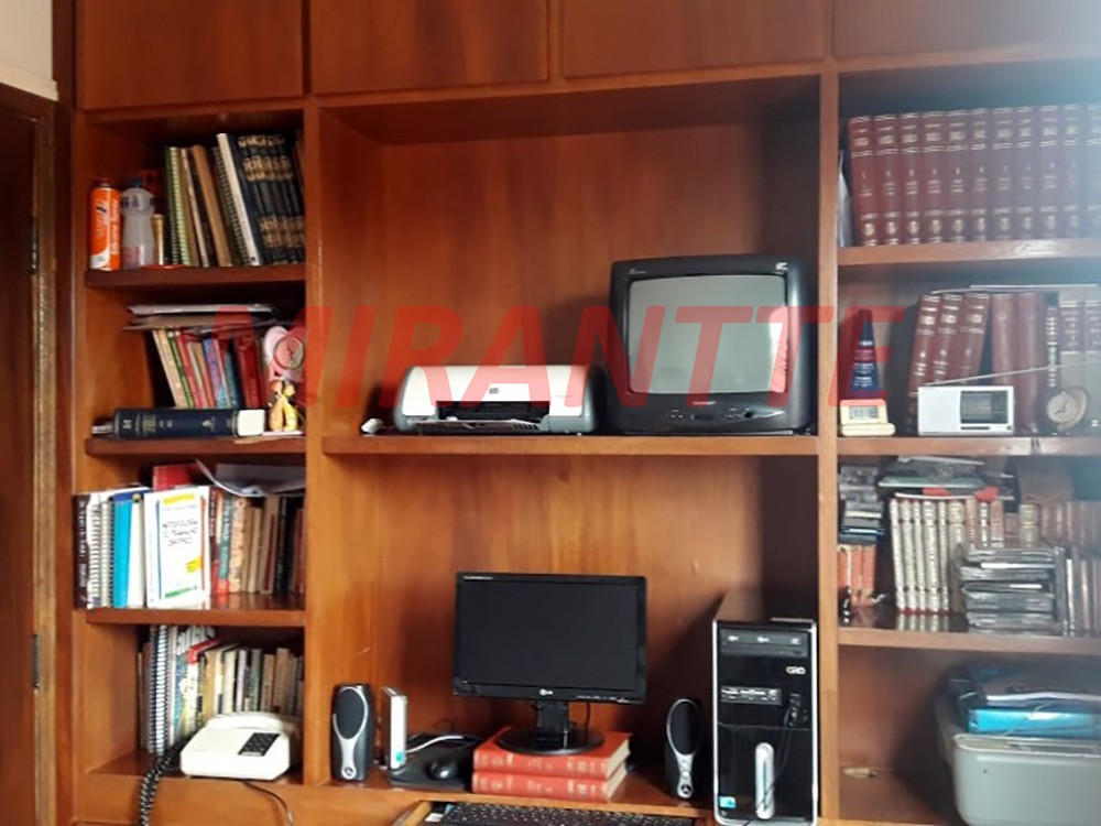 Sobrado com 3 quartos em Vila Palmeiras