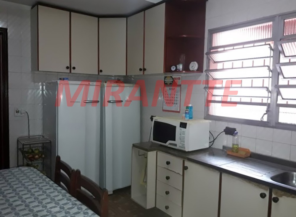 Sobrado com 3 quartos em Vila Palmeiras