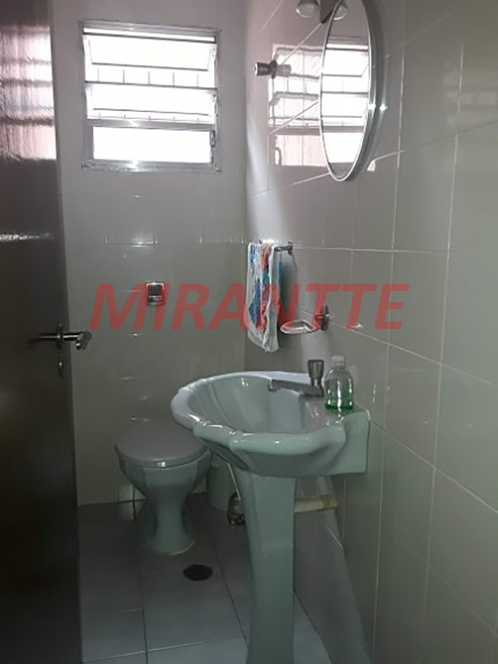 Sobrado com 3 quartos em Vila Palmeiras