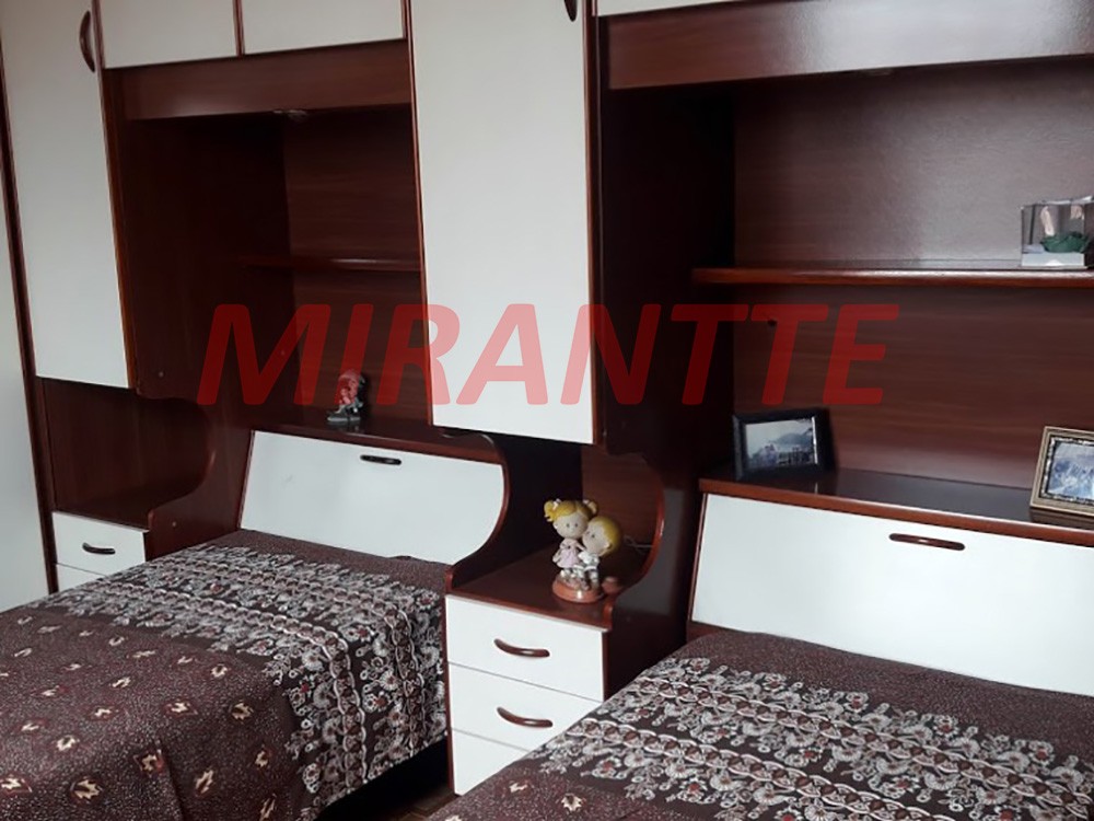 Sobrado com 3 quartos em Vila Palmeiras