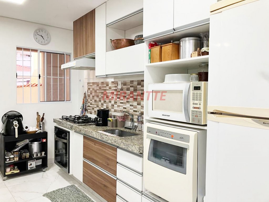 Sobrado de 140m² com 3 quartos em Santana