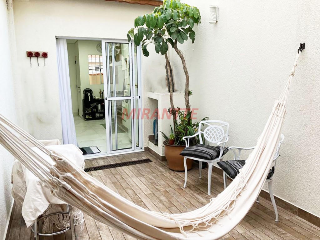 Sobrado de 140m² com 3 quartos em Santana