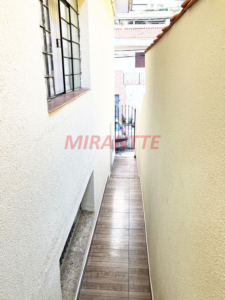 Sobrado de 140m² com 3 quartos em Santana