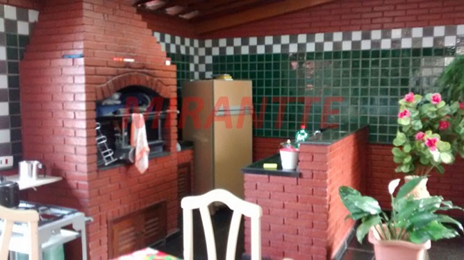 Casa terrea de 875m² com 3 quartos em Vila Gustavo
