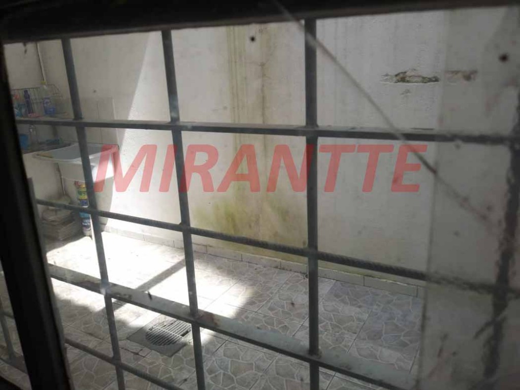 Comercial em Santana