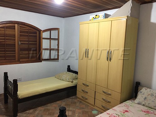 Chácara de 250m² com 2 quartos em PONTE NOVA