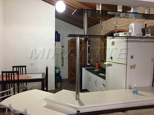 Chácara de 250m² com 2 quartos em PONTE NOVA