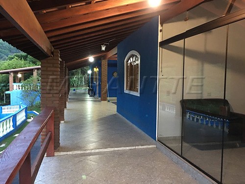 Chácara de 250m² com 2 quartos em PONTE NOVA