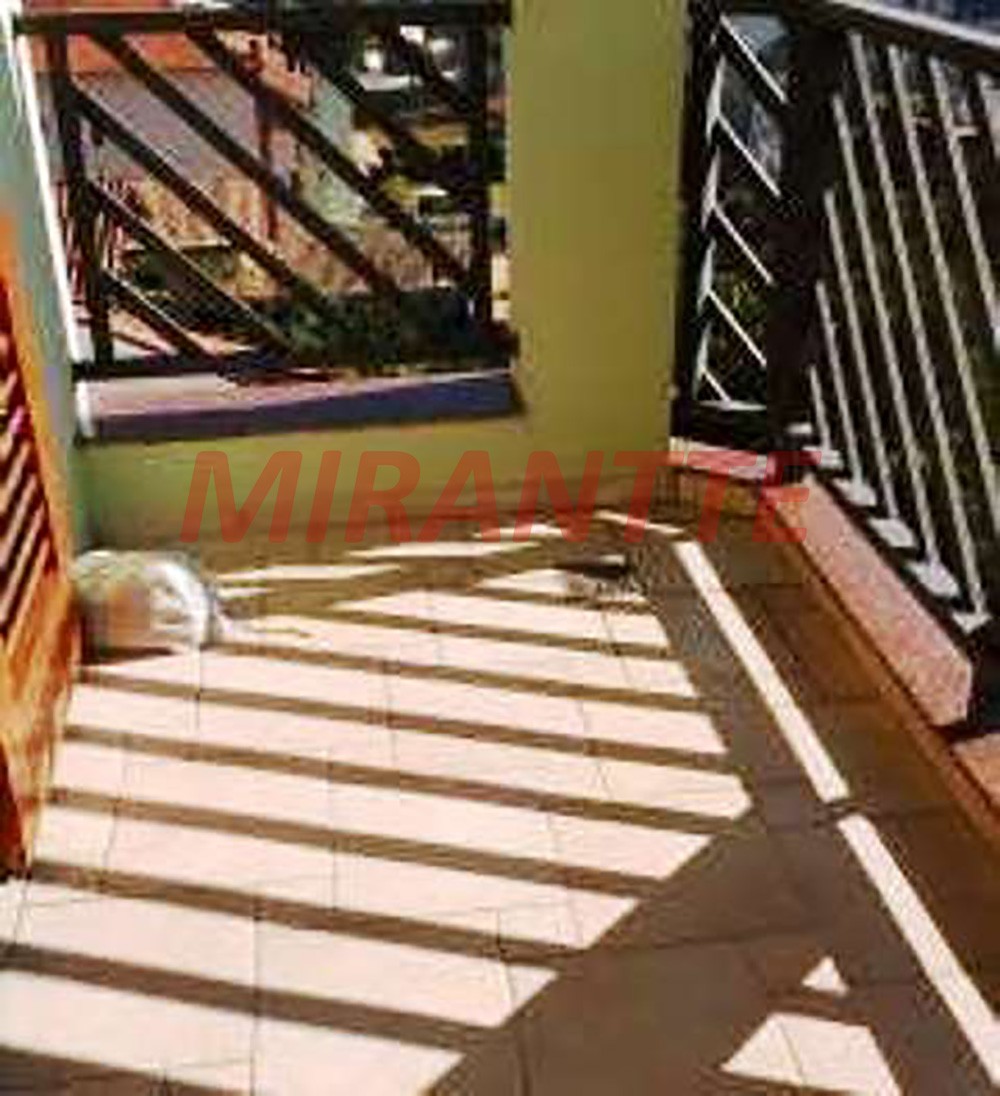 Sobrado de 533m² com 4 quartos em Tremembe