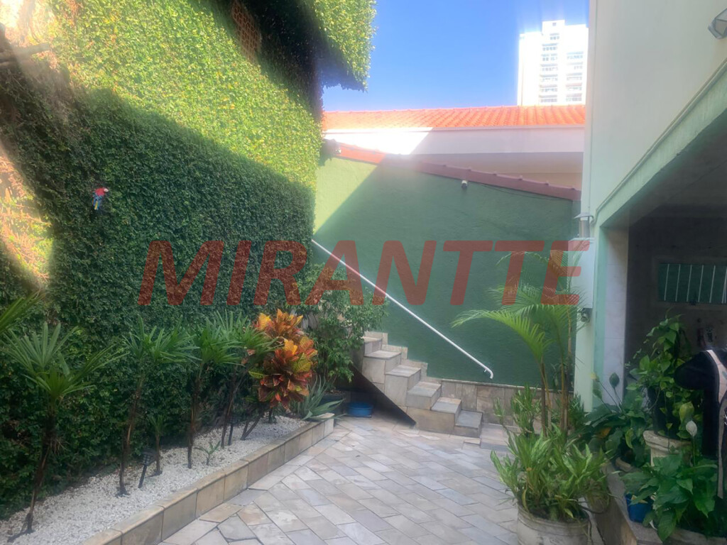 Sobrado de 325m² com 3 quartos em Parada Inglesa