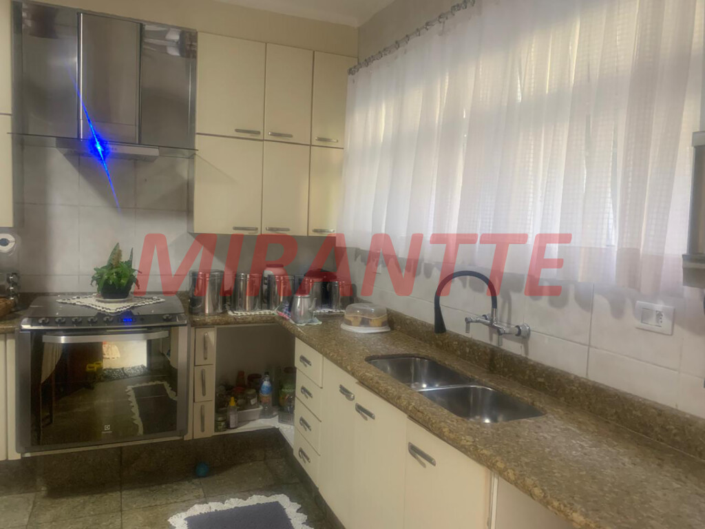 Sobrado de 325m² com 3 quartos em Parada Inglesa