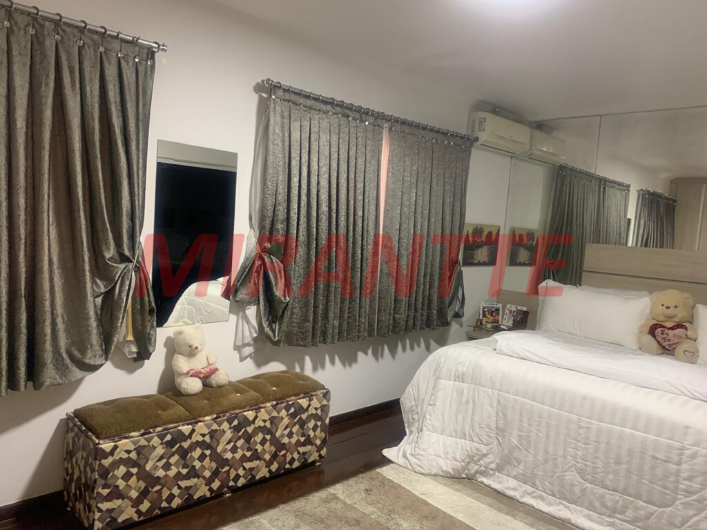 Sobrado de 325m² com 3 quartos em Parada Inglesa