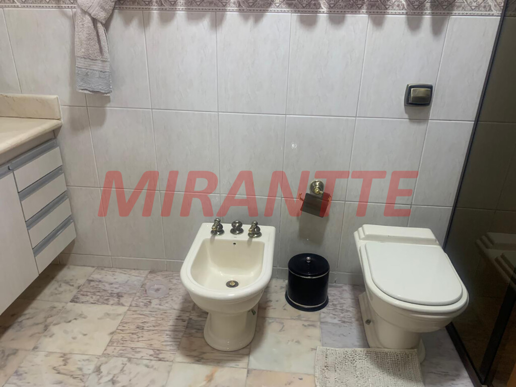 Sobrado de 325m² com 3 quartos em Parada Inglesa