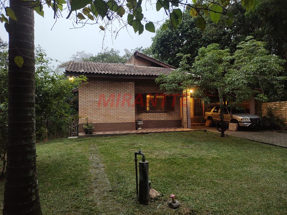 Casa terrea de 140m² com 3 quartos em Jardim Samambaia