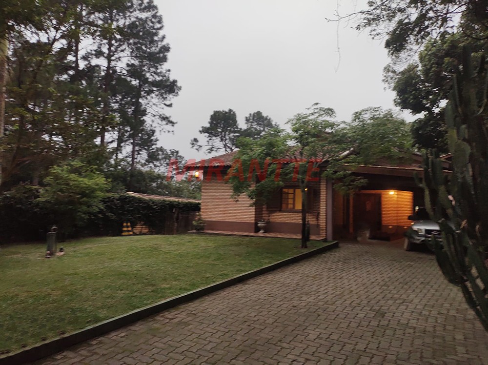 Casa terrea de 140m² com 3 quartos em Jardim Samambaia