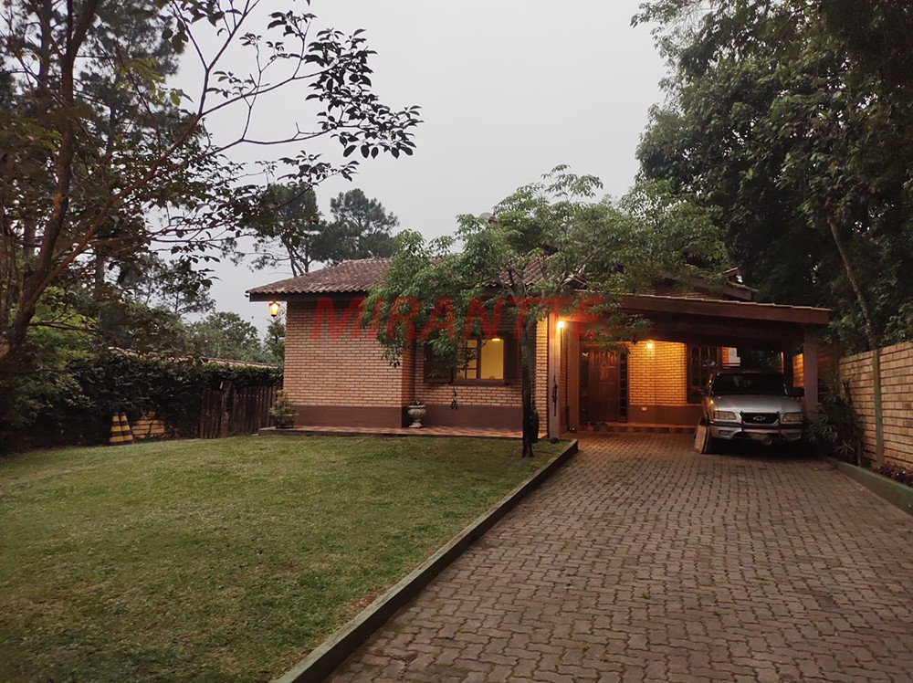 Casa terrea de 140m² com 3 quartos em Jardim Samambaia