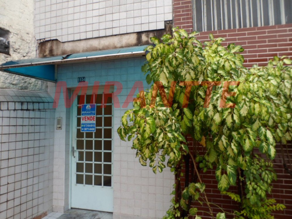 Comercial de 384m² em Água Fria