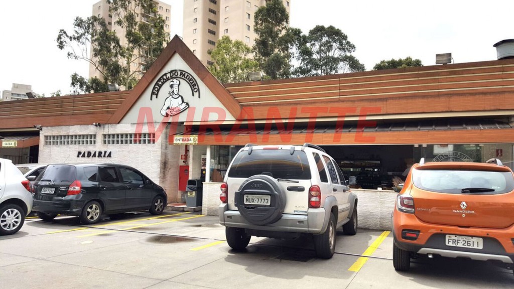 Conjunto comercial em Morumbi