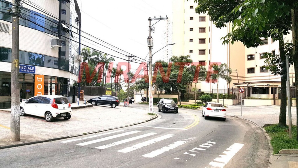 Conjunto comercial em Morumbi